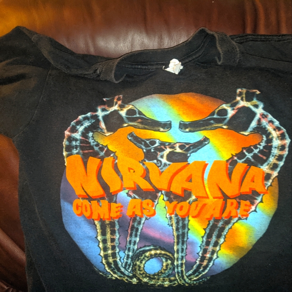 2008 Nirvana Come As you Are Rare shirt small